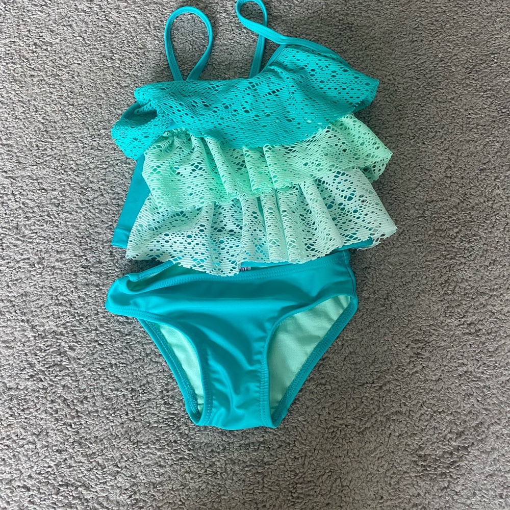Two piece tankini Size 4/5